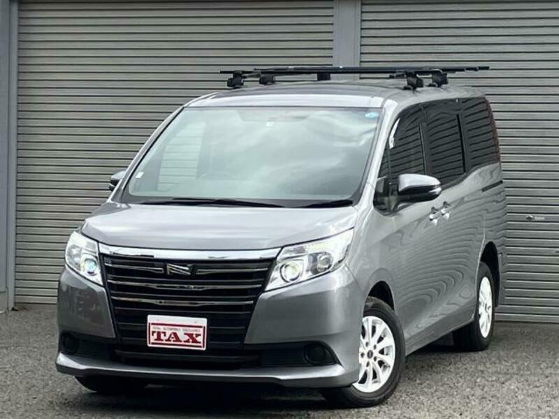 TOYOTA　NOAH