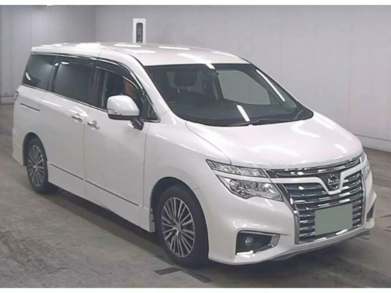 NISSAN　ELGRAND