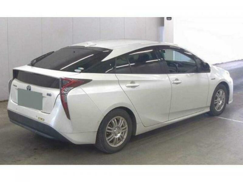 PRIUS-1