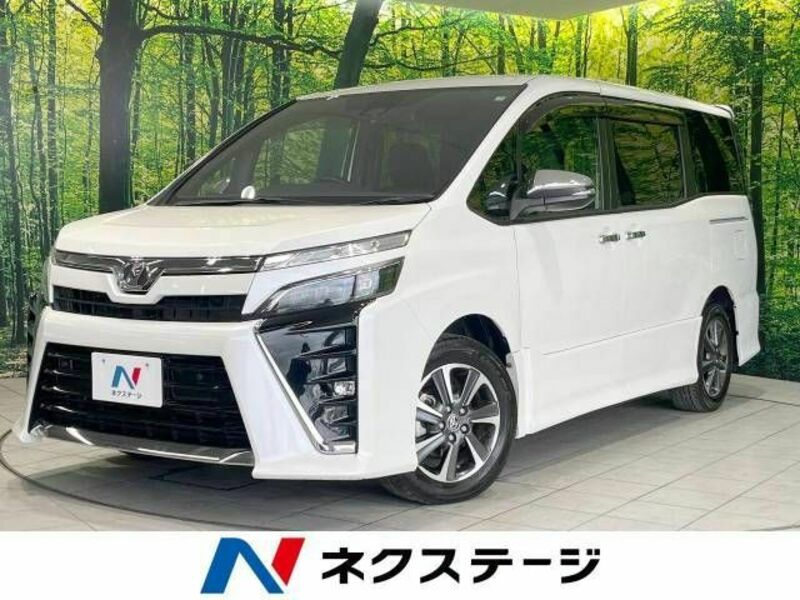 TOYOTA　VOXY