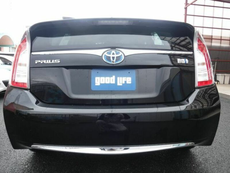 PRIUS-4