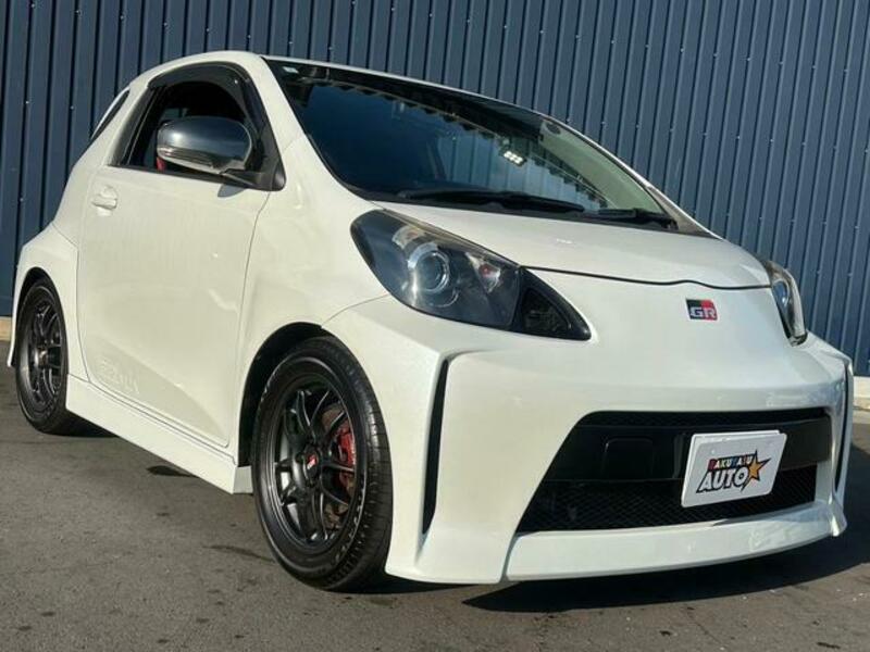 TOYOTA　IQ