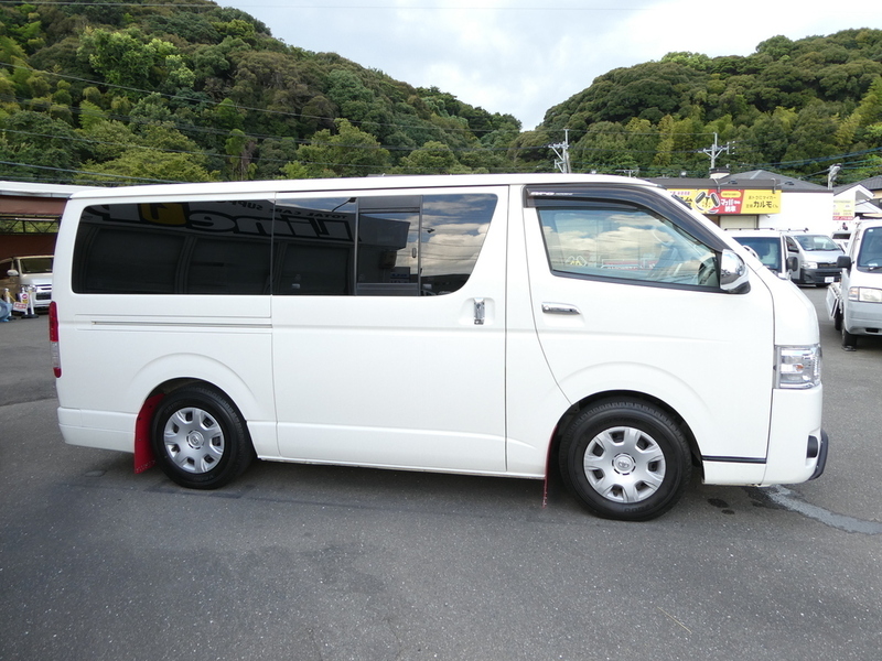 HIACE VAN-4