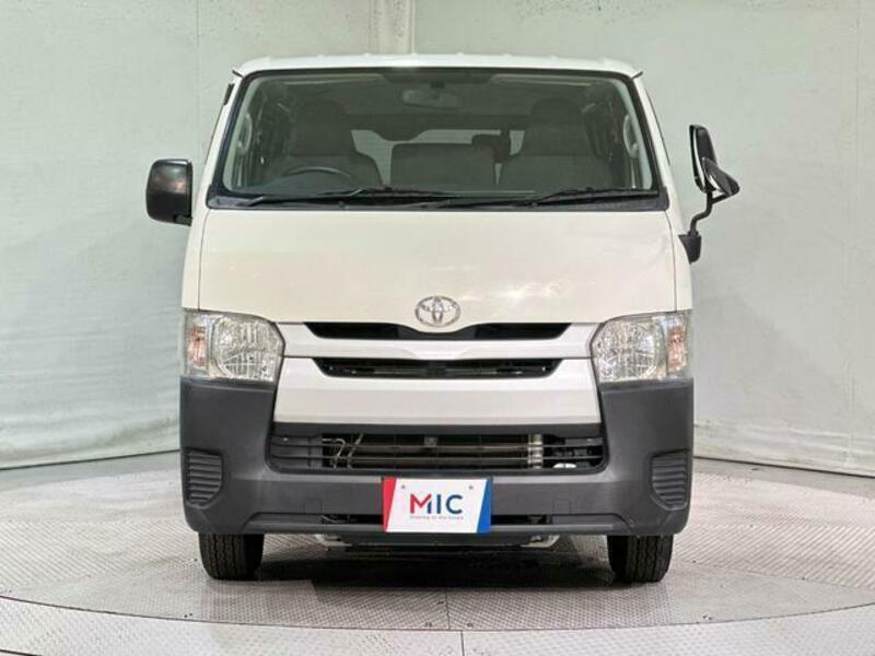 HIACE VAN-11