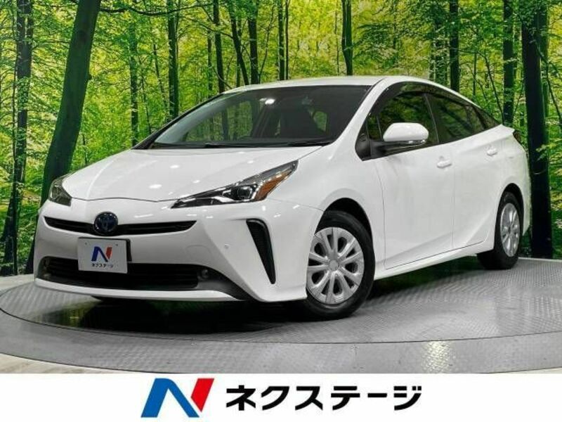 TOYOTA　PRIUS