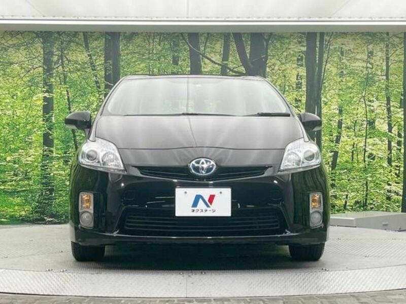 PRIUS-13