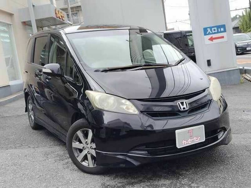 HONDA　FREED