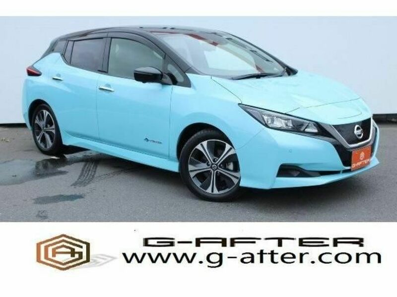 NISSAN　LEAF