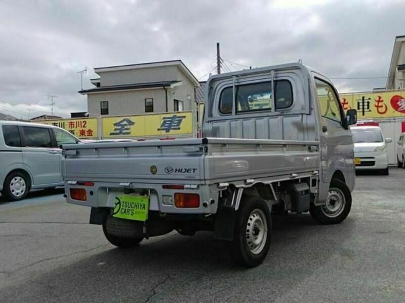 HIJET TRUCK-1