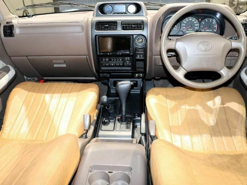 LAND CRUISER PRADO-2