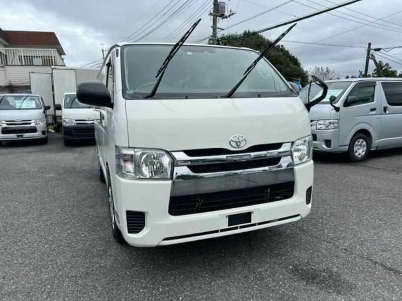 HIACE VAN-1