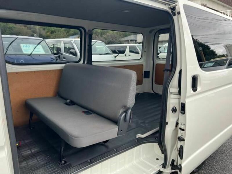 HIACE VAN-26