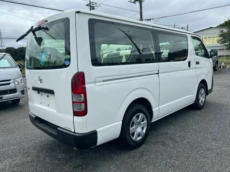 HIACE VAN-6