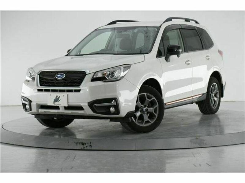 SUBARU　FORESTER