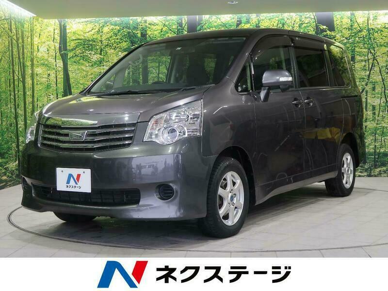 Used 2013 TOYOTA NOAH ZRR75G | SBI Motor Japan