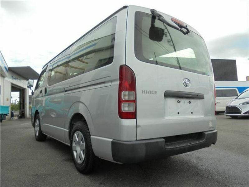 HIACE VAN-1