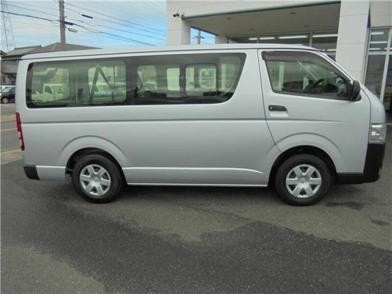 HIACE VAN-6