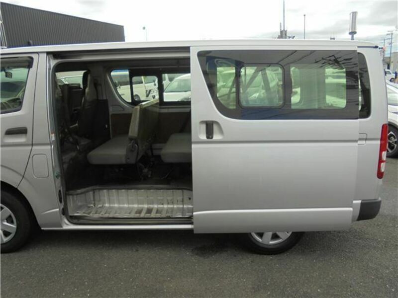 HIACE VAN-16