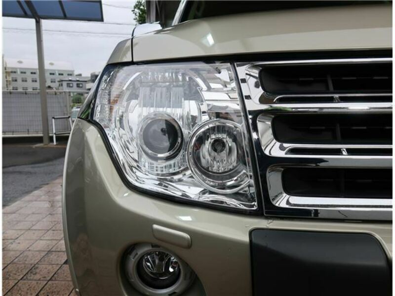 PAJERO-16