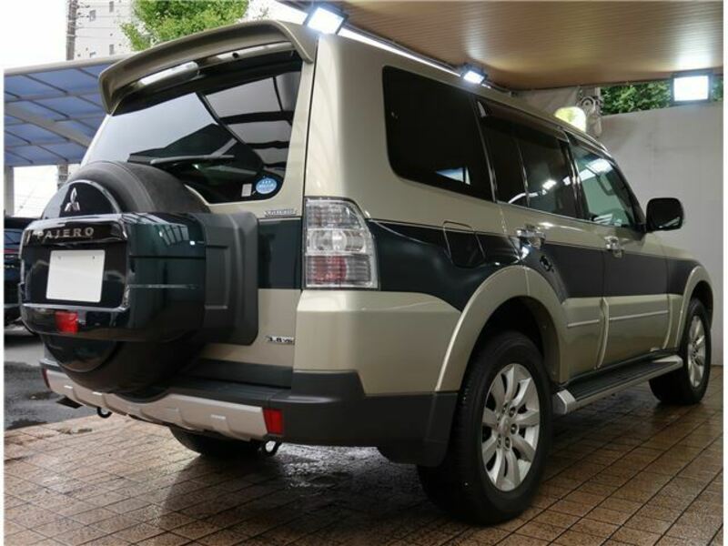 PAJERO-28