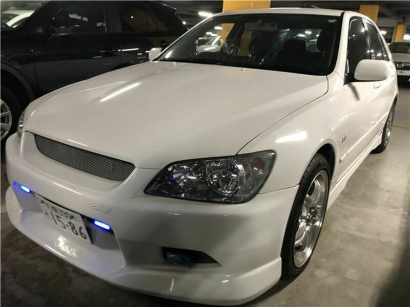 TOYOTA　ALTEZZA