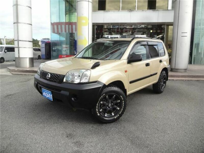 NISSAN　X-TRAIL