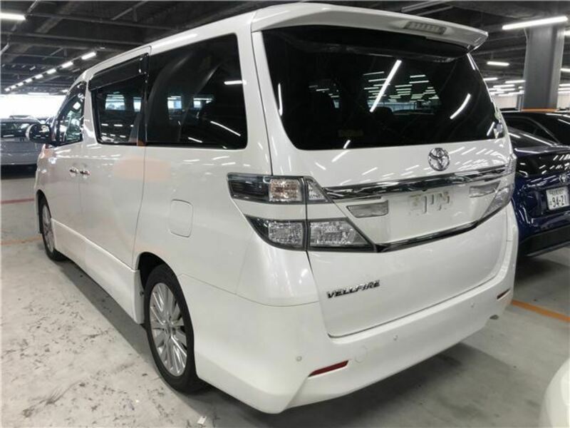 VELLFIRE-6