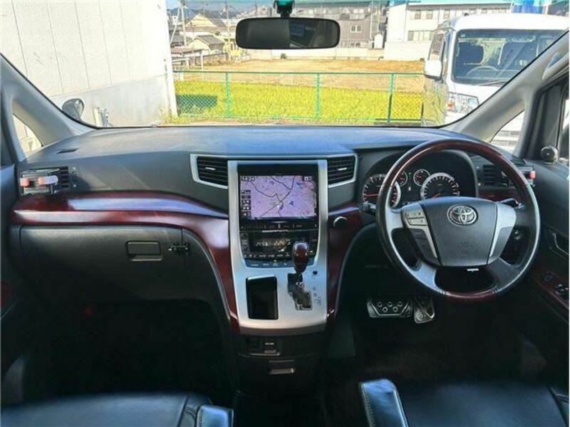 VELLFIRE-1