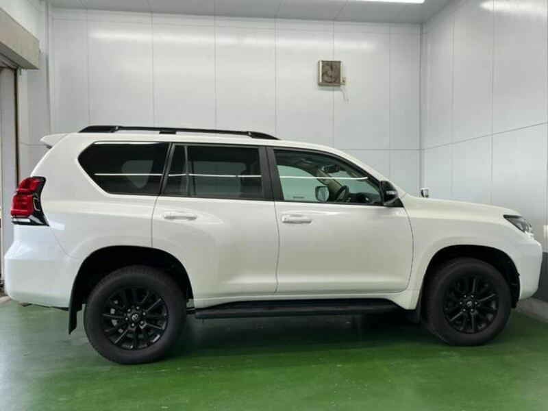 LAND CRUISER PRADO-4