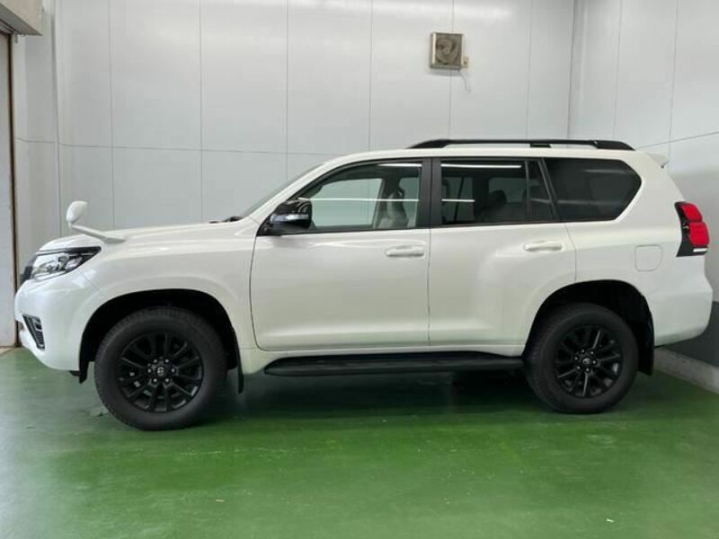 LAND CRUISER PRADO-8