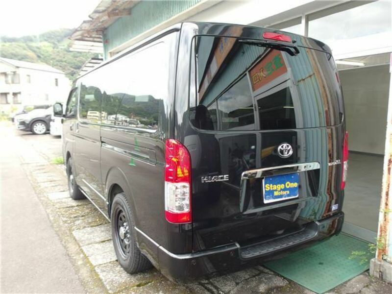 HIACE-4