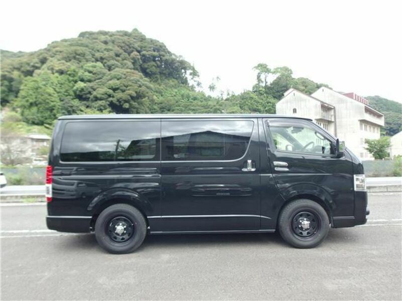 HIACE-6