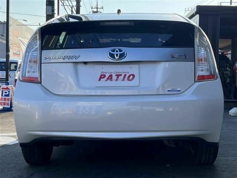 PRIUS PHV-8