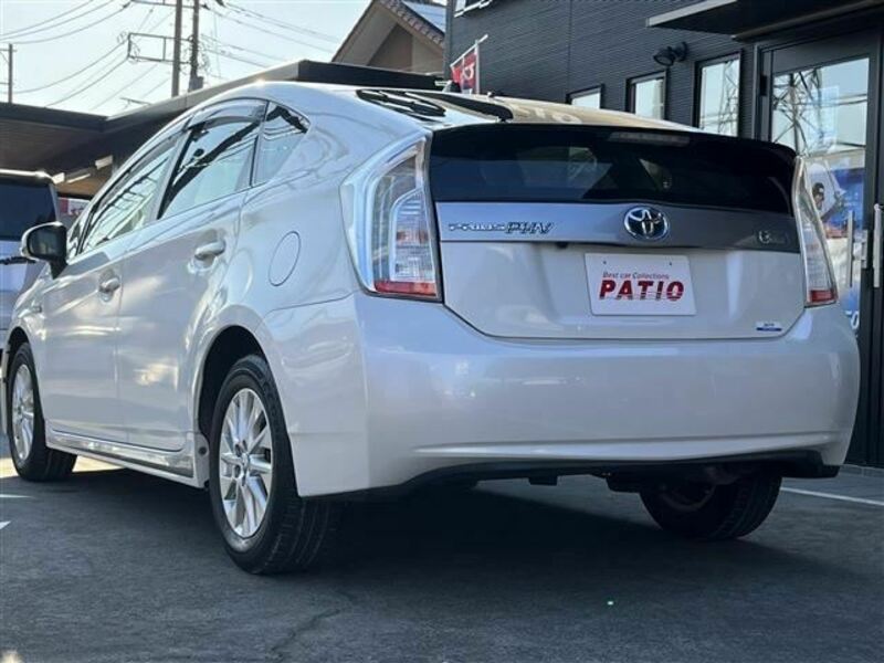 PRIUS PHV-9