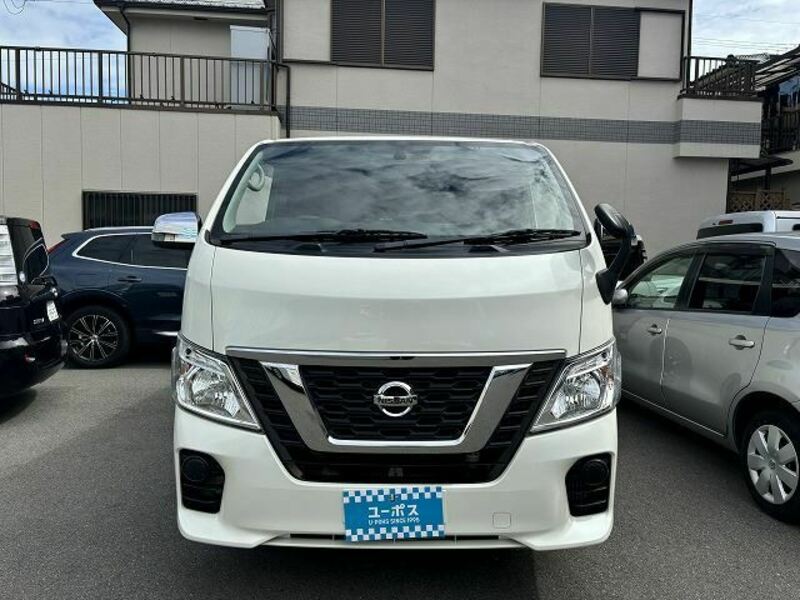 NISSAN　NV350 CARAVAN