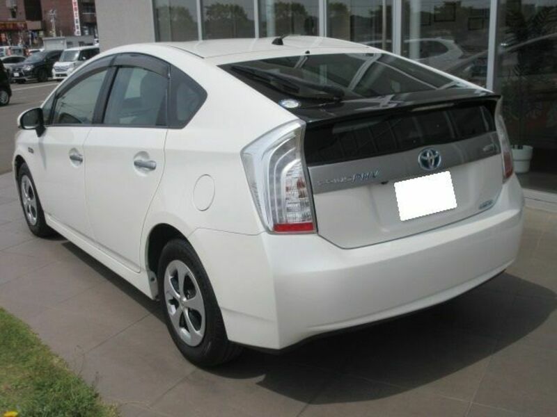 PRIUS PHV-3