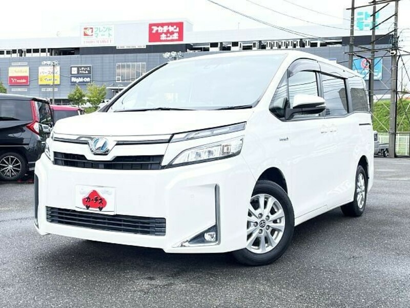 TOYOTA　VOXY