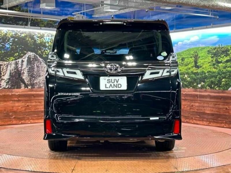 VELLFIRE-15