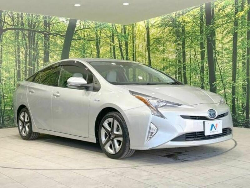 PRIUS-16