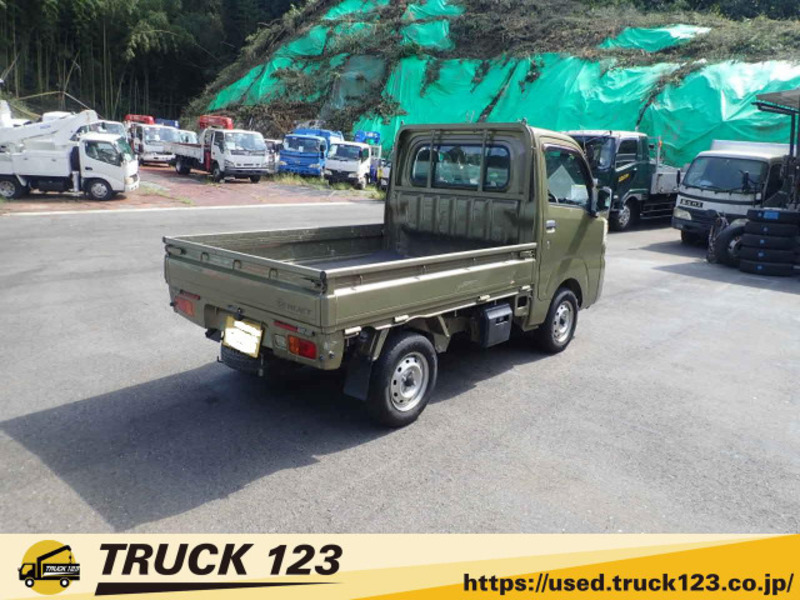 HIJET TRUCK-1