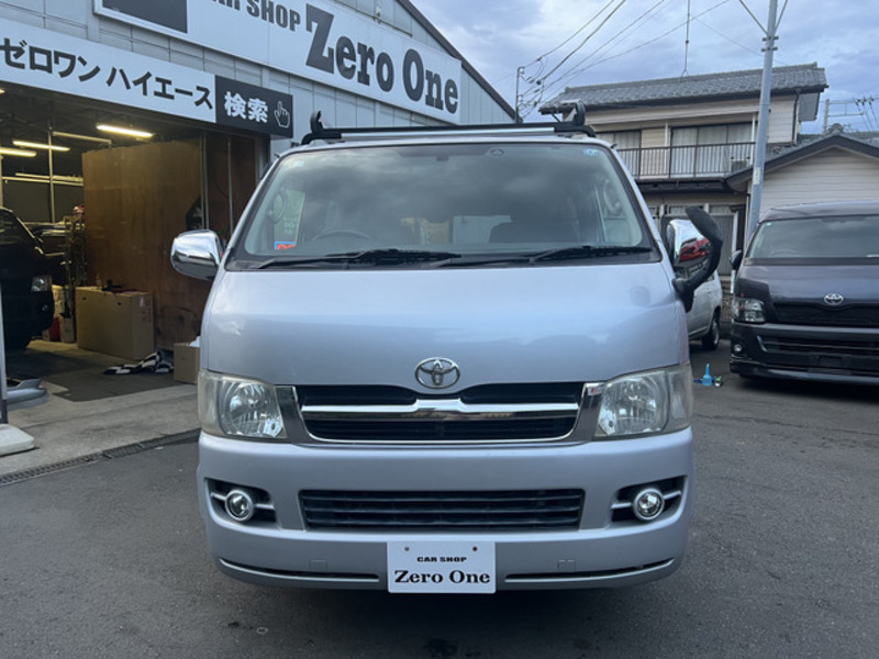 HIACE VAN-1