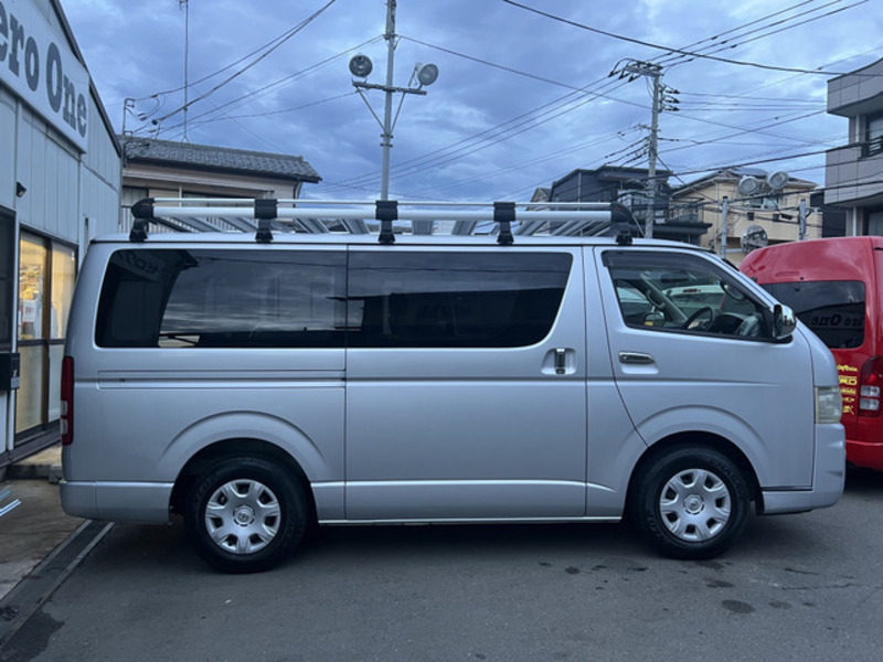 HIACE VAN-4