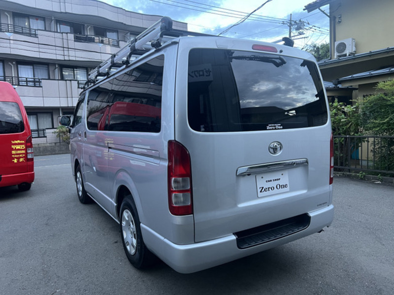 HIACE VAN-8