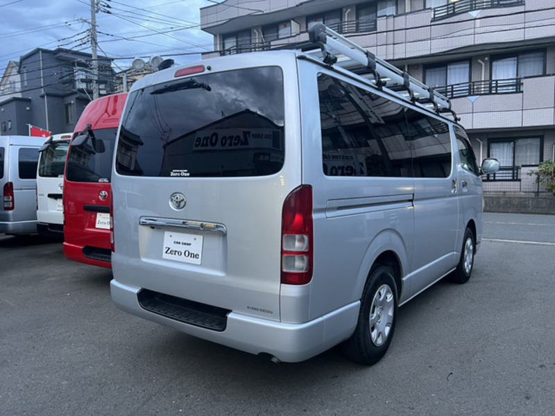 HIACE VAN-6