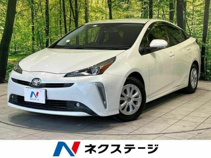 TOYOTA　PRIUS