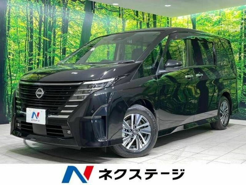 NISSAN　SERENA