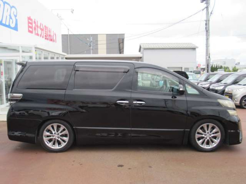 VELLFIRE-7