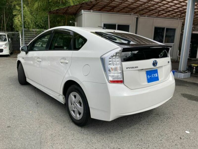 PRIUS-2