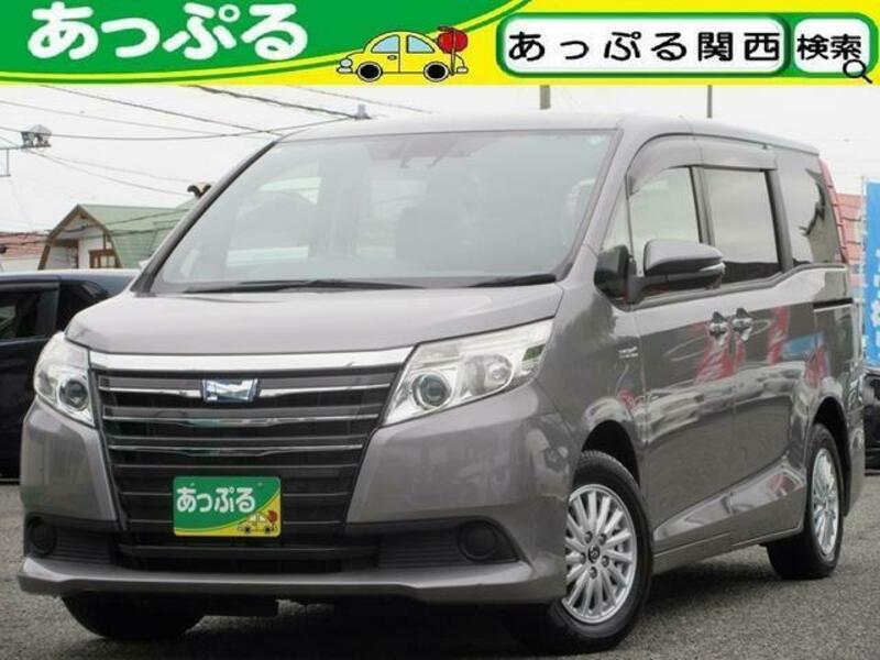 TOYOTA　NOAH