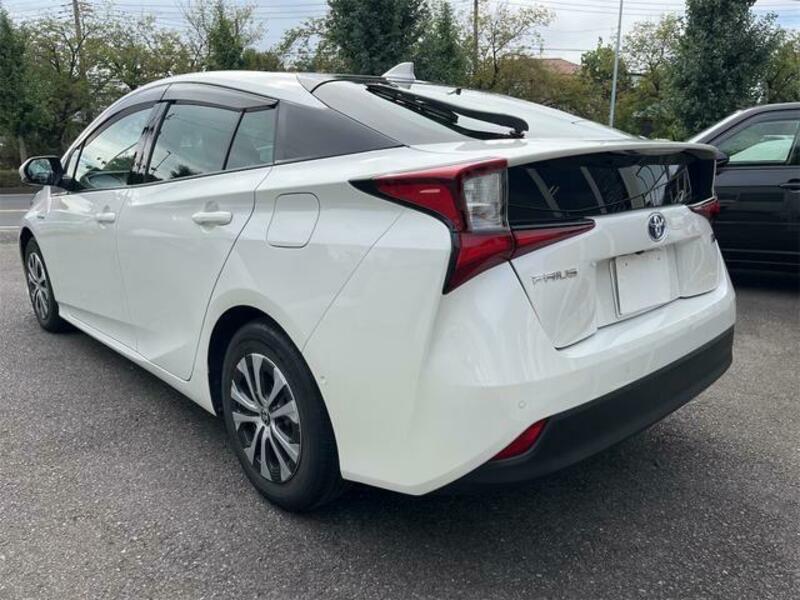 PRIUS-7